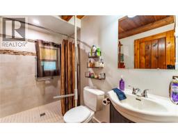 17545 Pilot Bay Road Unit# 17541, Crawford Bay, BC V0B1X0 Photo 13