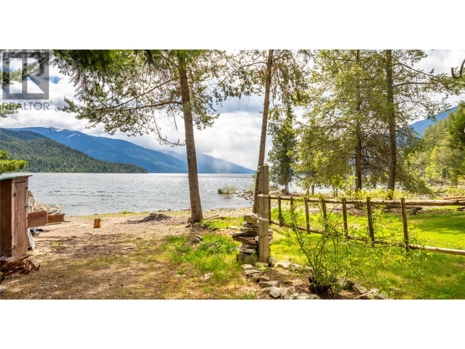 #17541 17545 Pilot Bay Road - 41