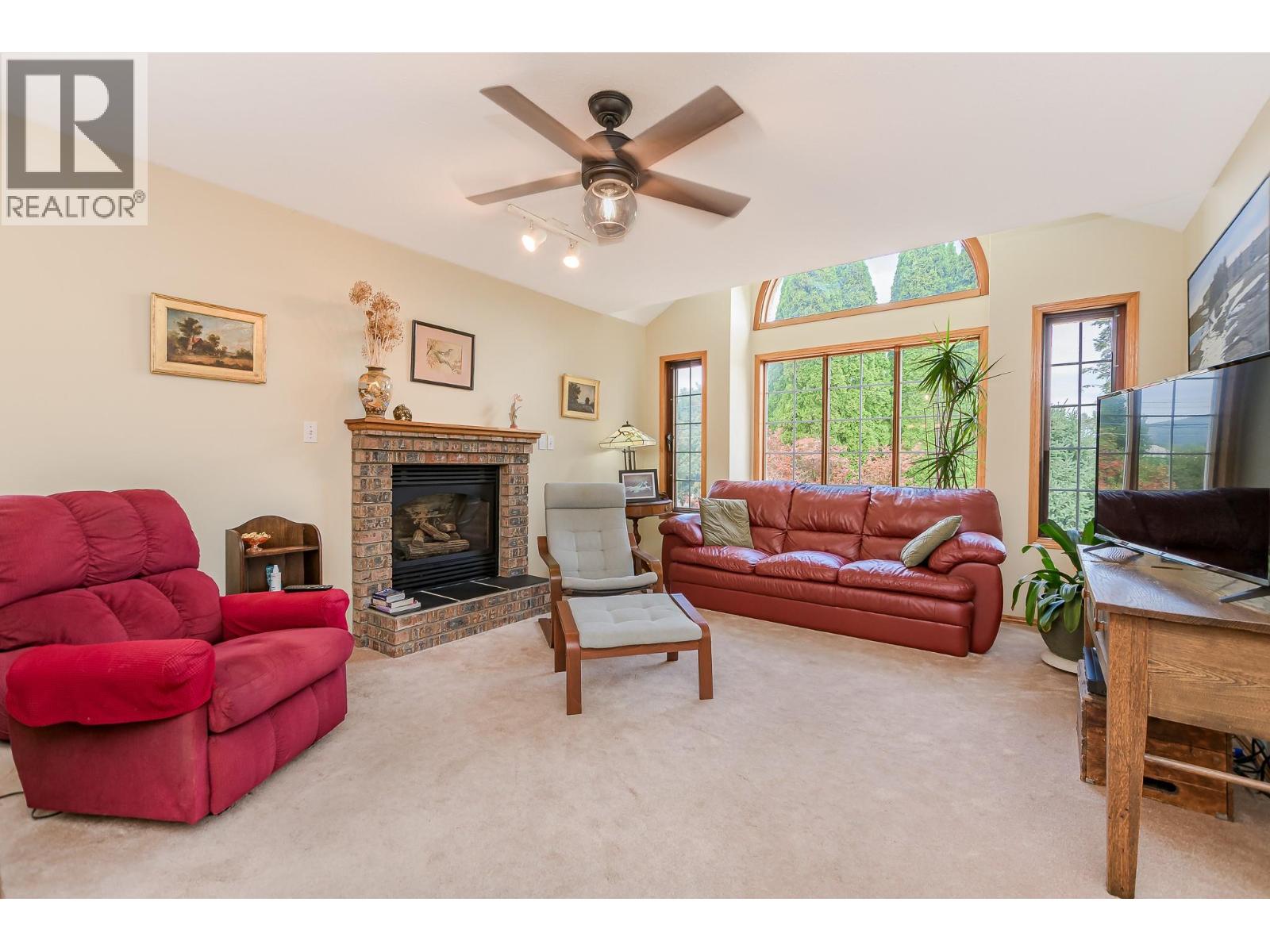 116 Larsen Avenue - 3