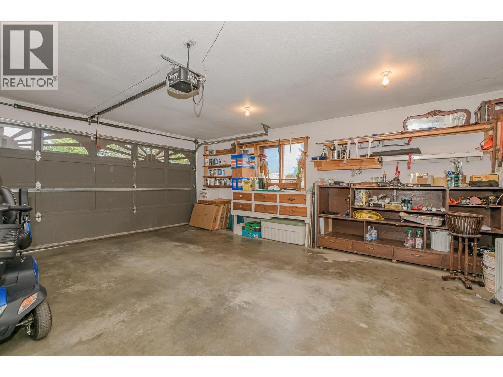116 Larsen Avenue - 33