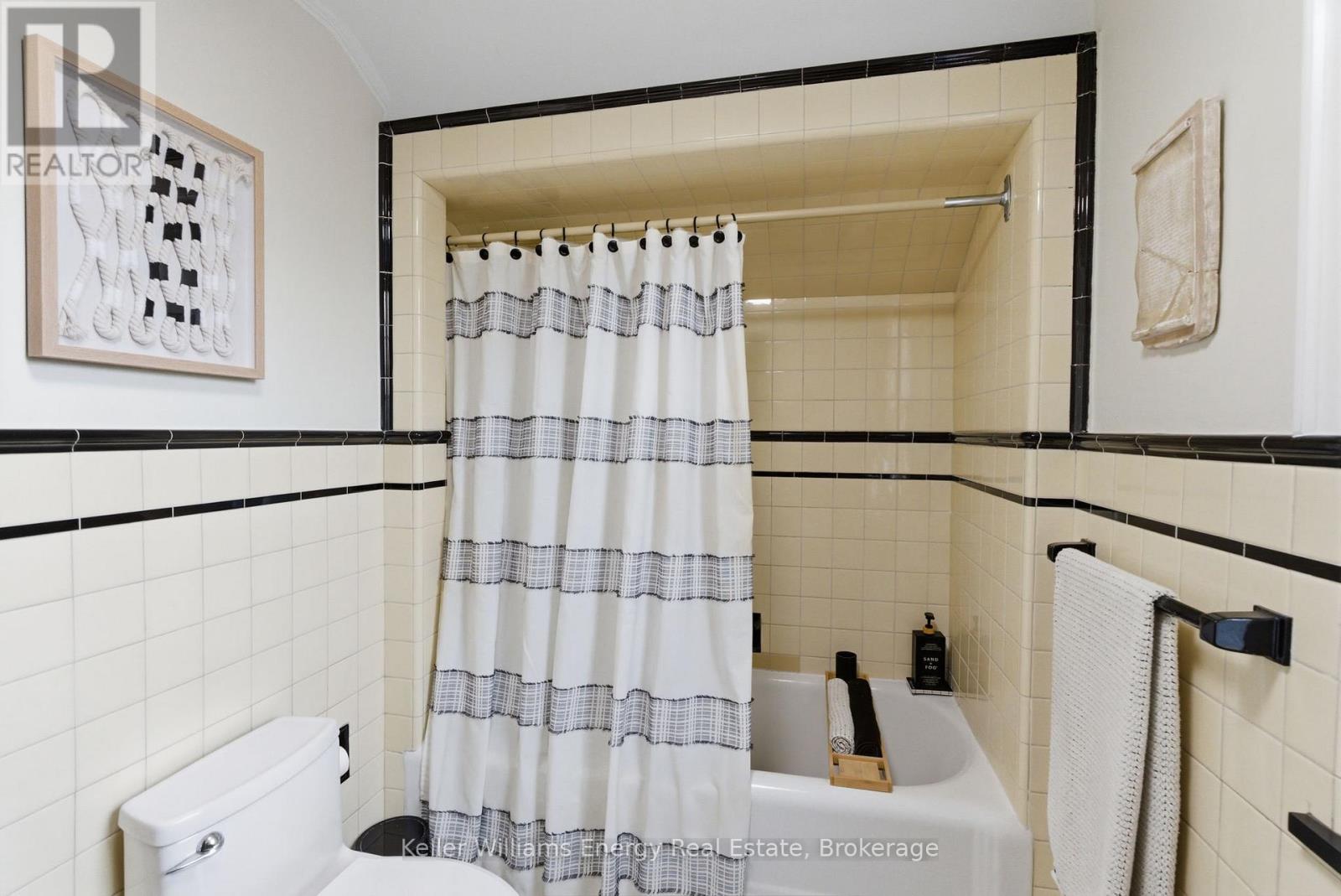 59 BAGOT STREET - Image 24