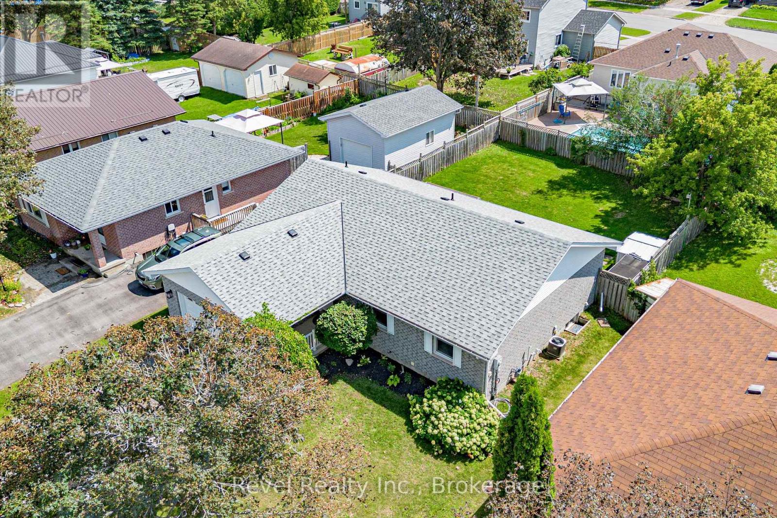 9 CRESTWOOD AVENUE - Image 3