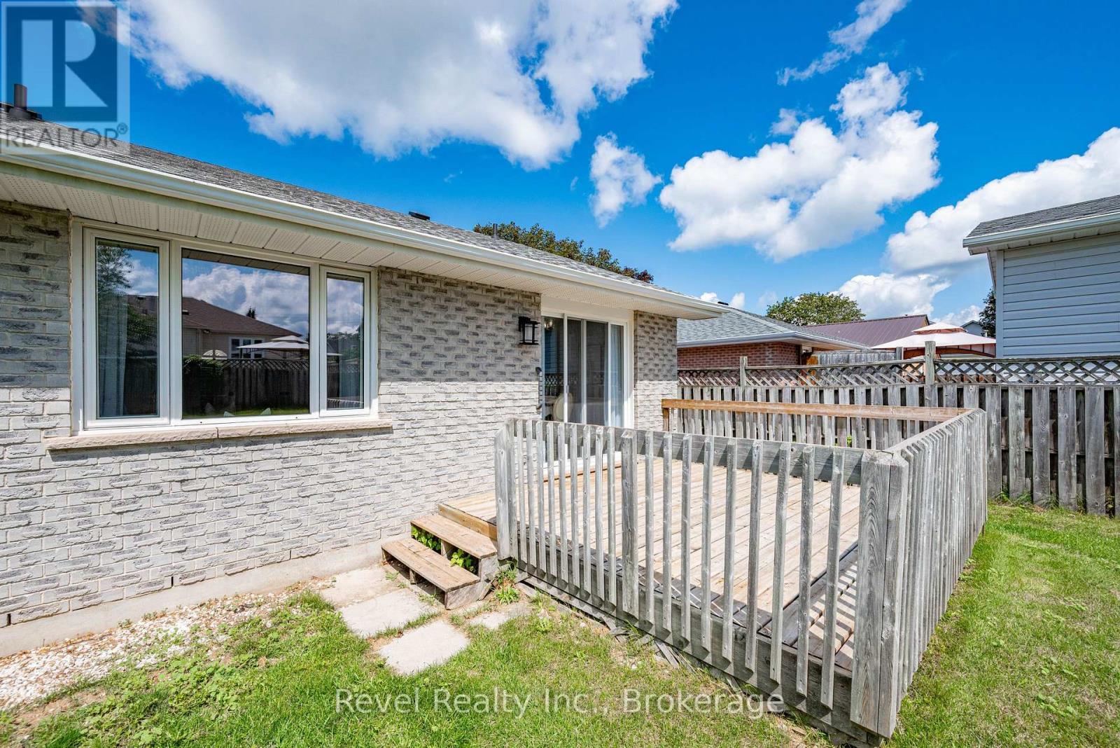 9 CRESTWOOD AVENUE - Image 38