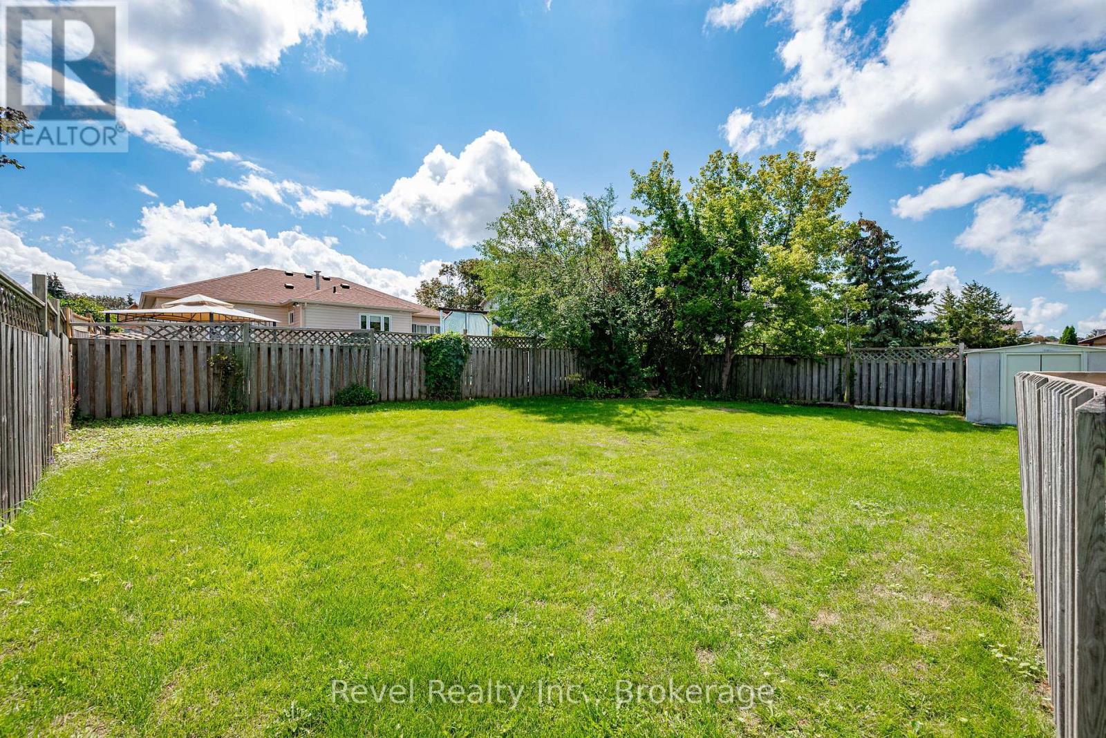 9 CRESTWOOD AVENUE - Image 40