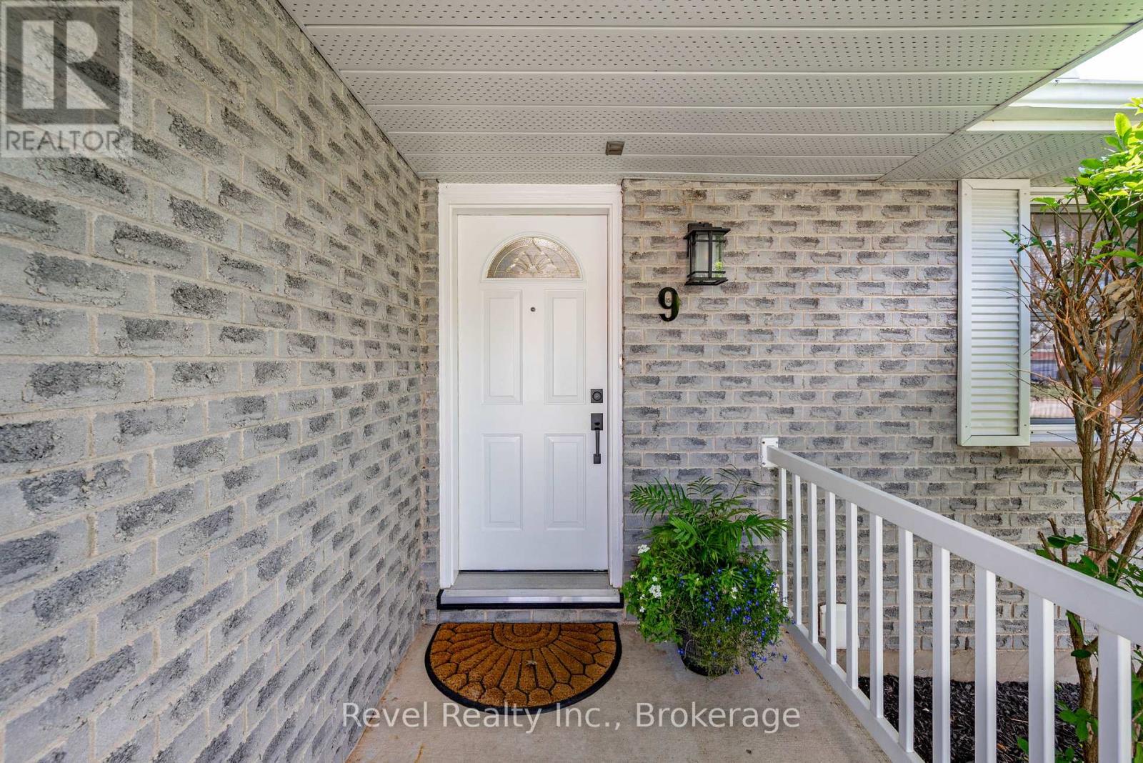9 CRESTWOOD AVENUE - Image 6