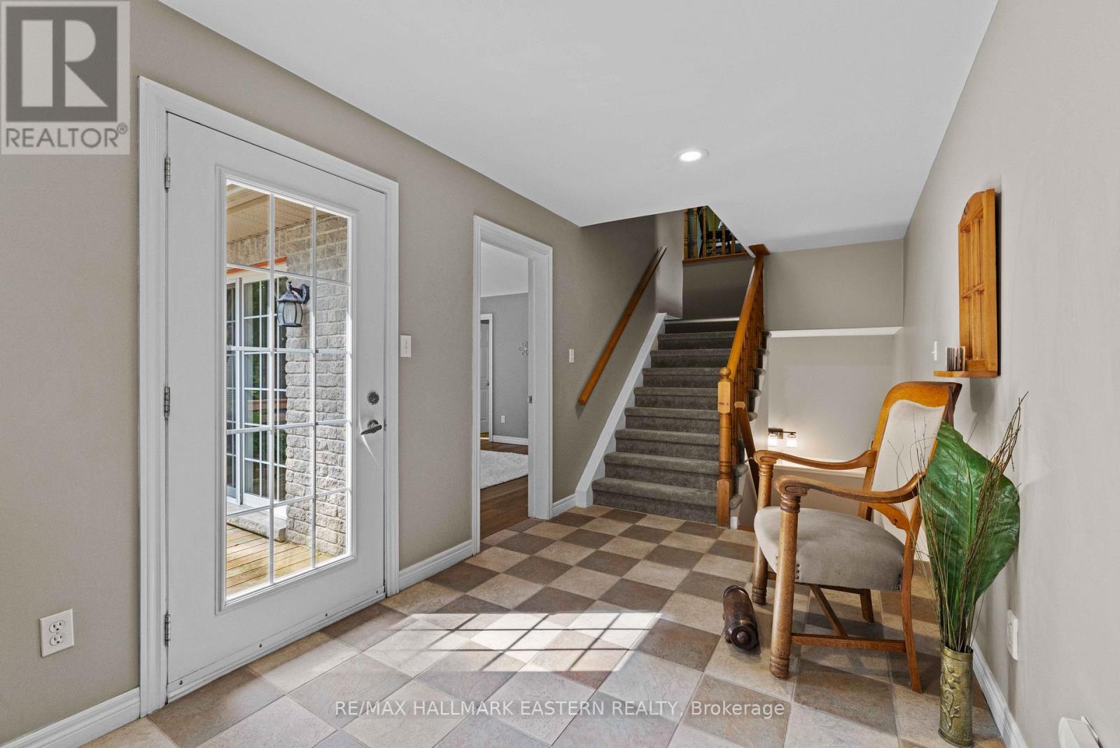 298 MCCLENNAN DRIVE - 16