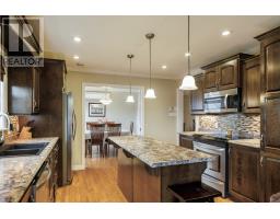 9 McCrae Street thumbnail 13