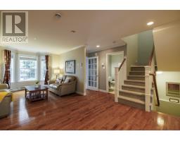 9 McCrae Street thumbnail 8