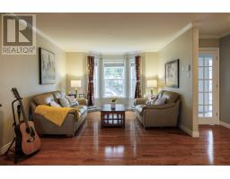 9 McCrae Street thumbnail 9