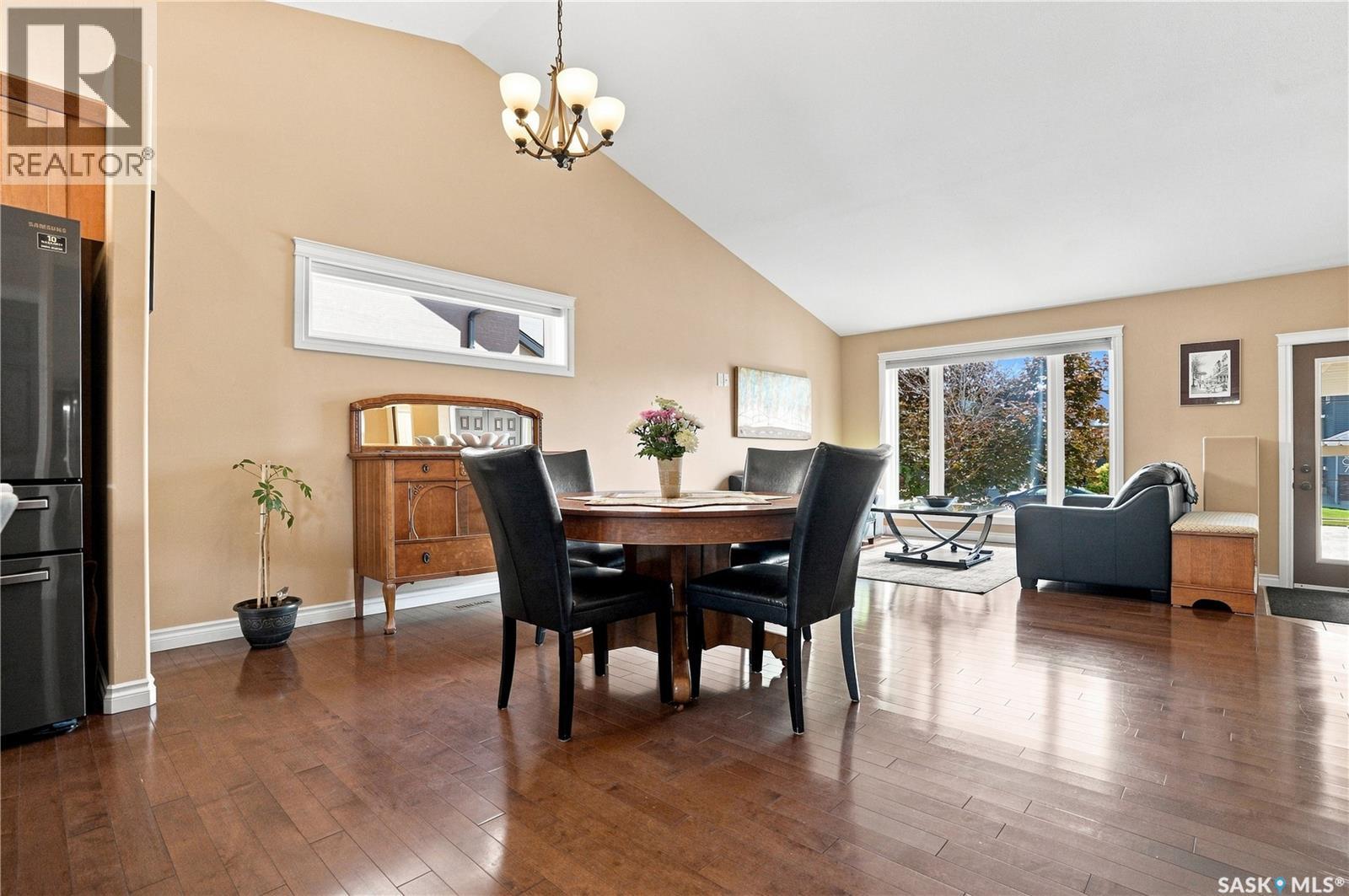 506 Antler CRESCENT - Image 8