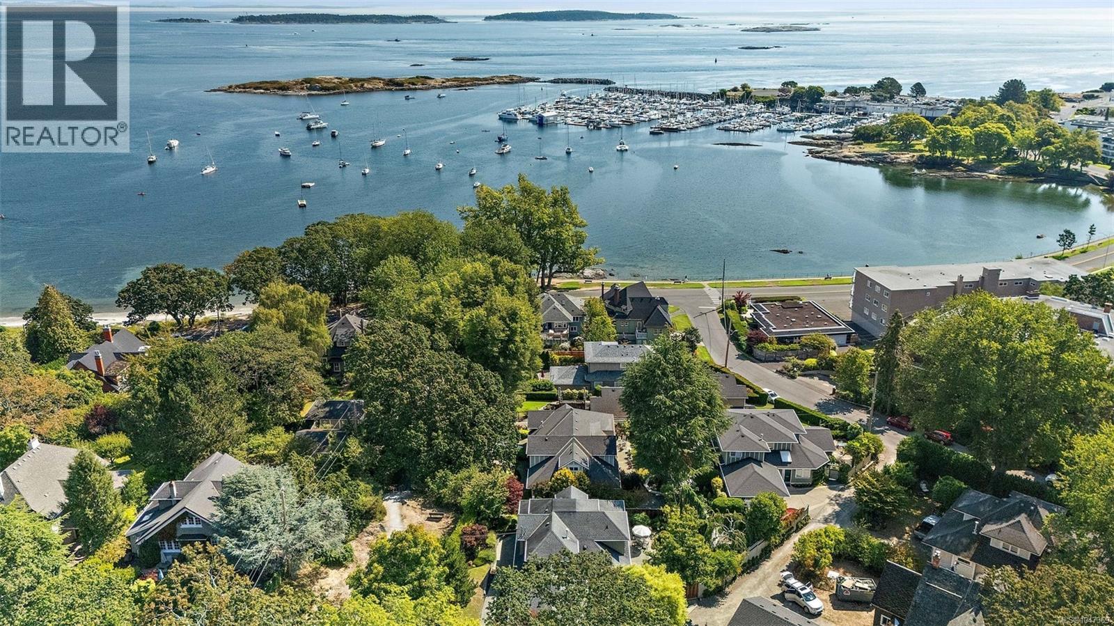 2425 Oak Bay Ave - Image 3