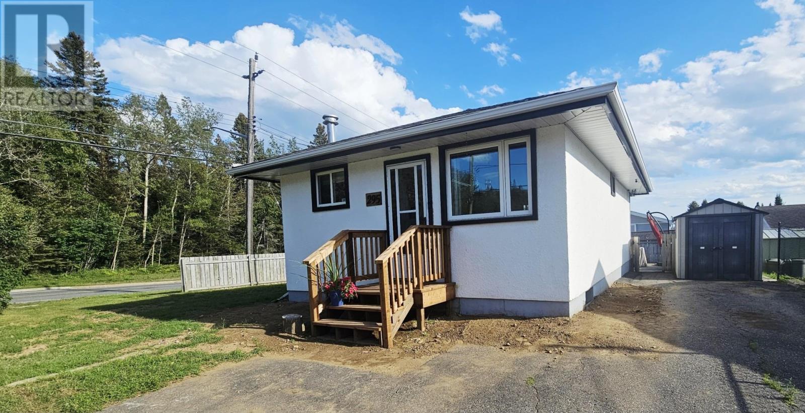 295 Cowan ST - 1