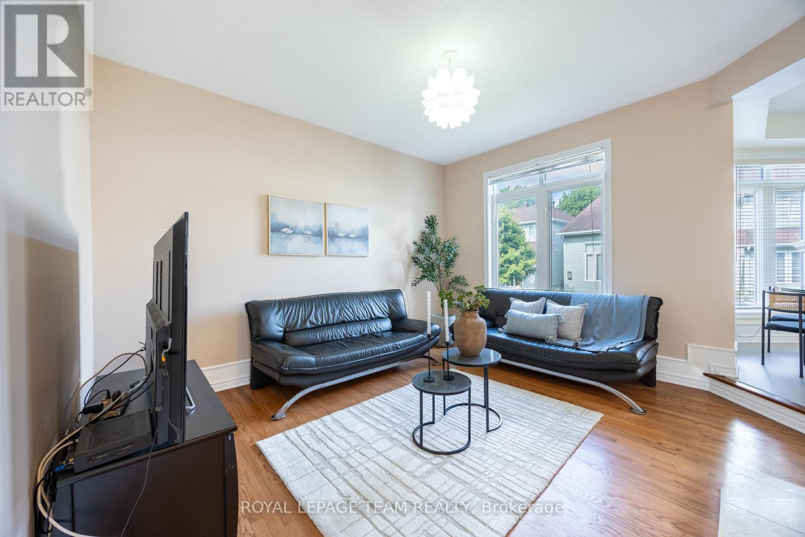 19 DUNN STREET - Image 12
