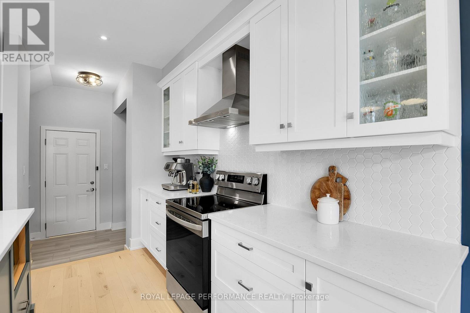 56 PELHAM CRESCENT - 10