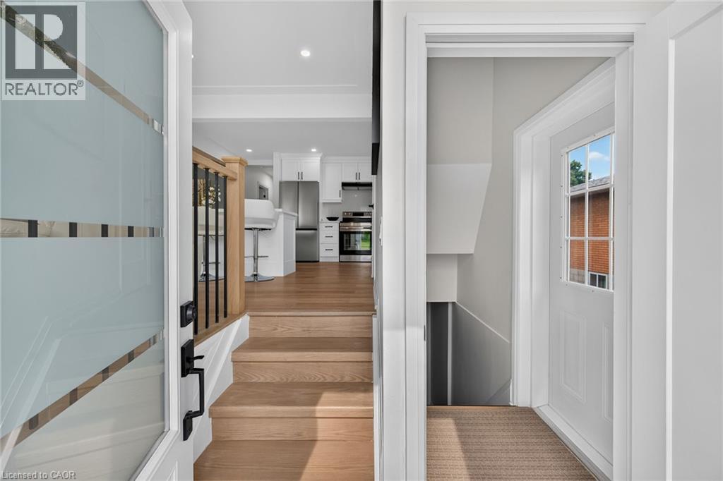 40 PURDY Crescent - 3