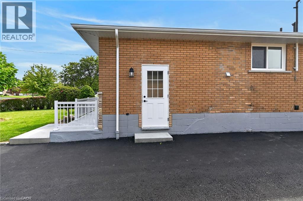 40 PURDY Crescent - Image 40