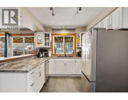 5835 3rd Street, Beaverdell, BC V0H1A0 Photo 33