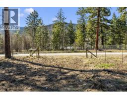 5835 3rd Street, Beaverdell, BC V0H1A0 Photo 14