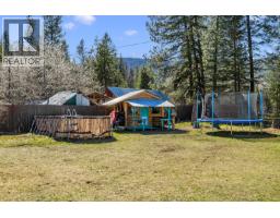 5835 3rd Street, Beaverdell, BC V0H1A0 Photo 16