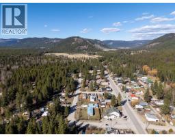 5835 3rd Street, Beaverdell, BC V0H1A0 Photo 55
