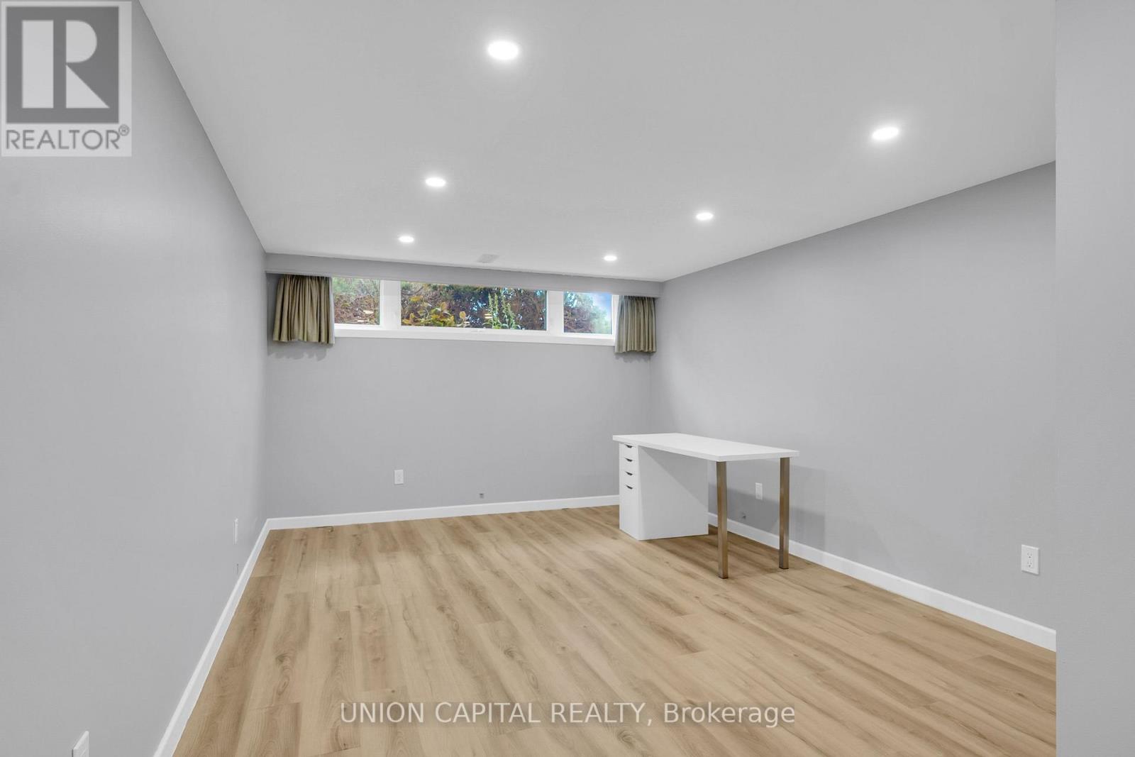 8 BAYBROOK CRESCENT - Image 30