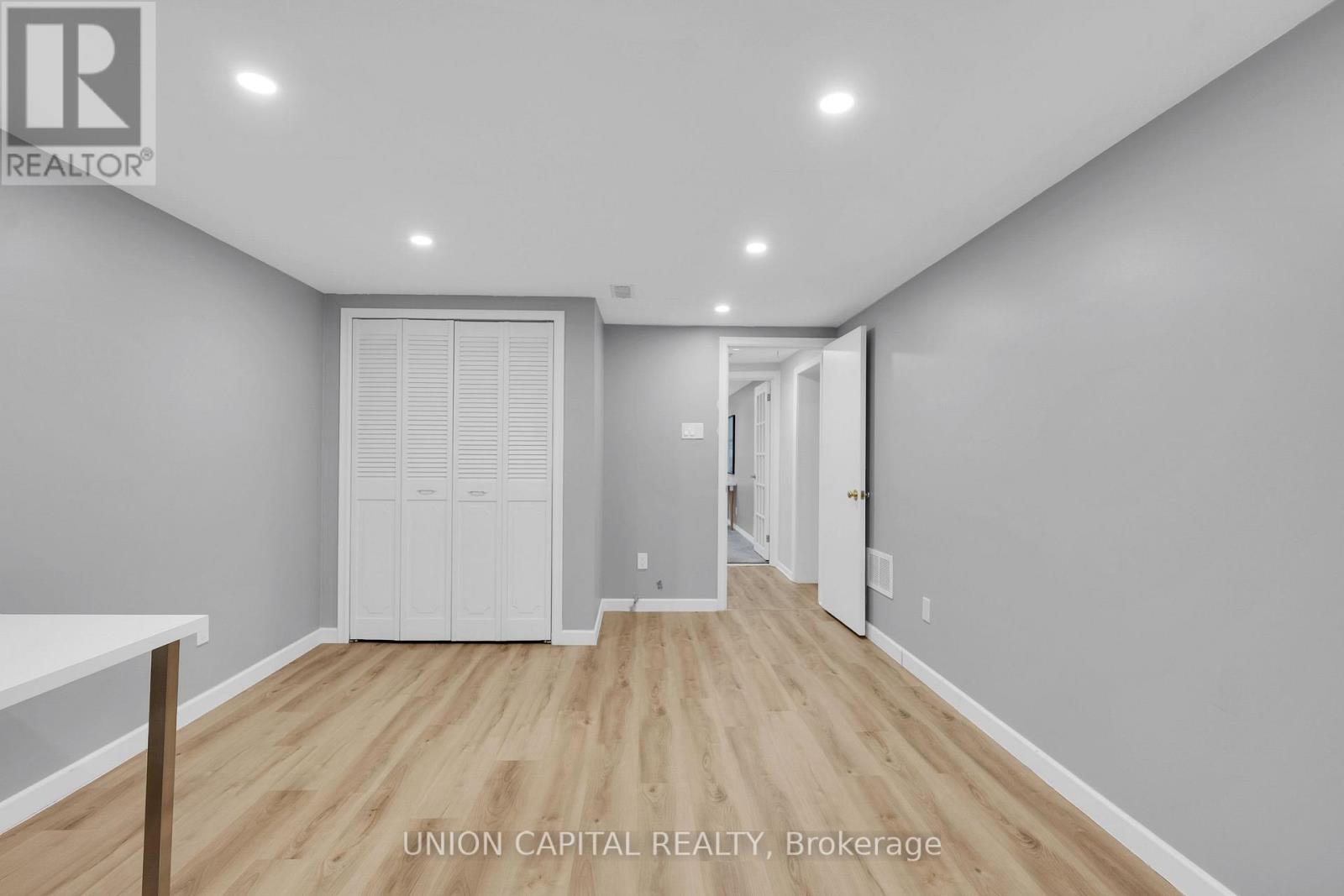 8 BAYBROOK CRESCENT - Image 31