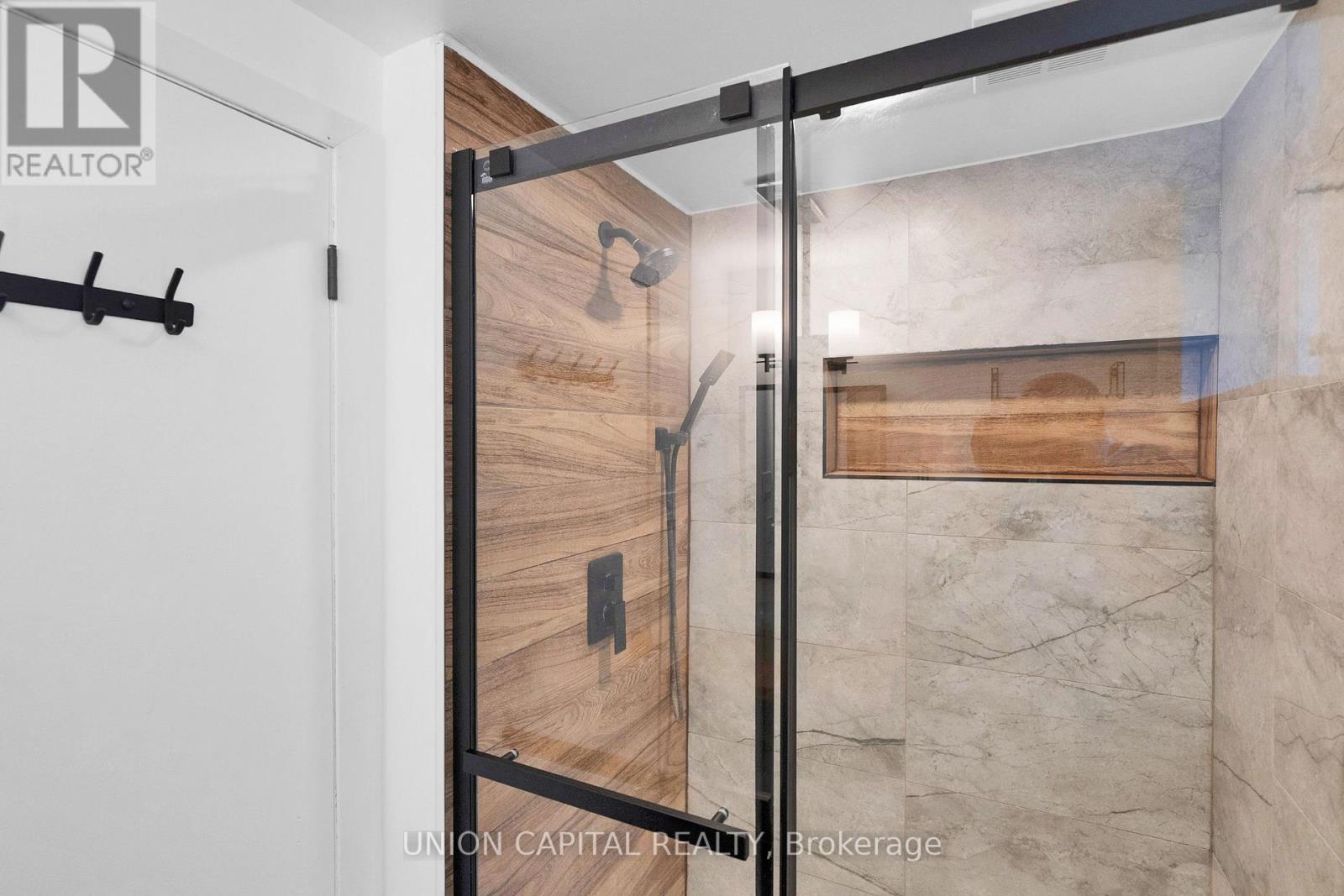 8 BAYBROOK CRESCENT - Image 33