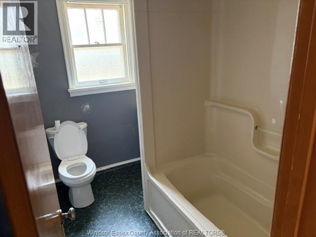 14 SMITH AVENUE - Image 9