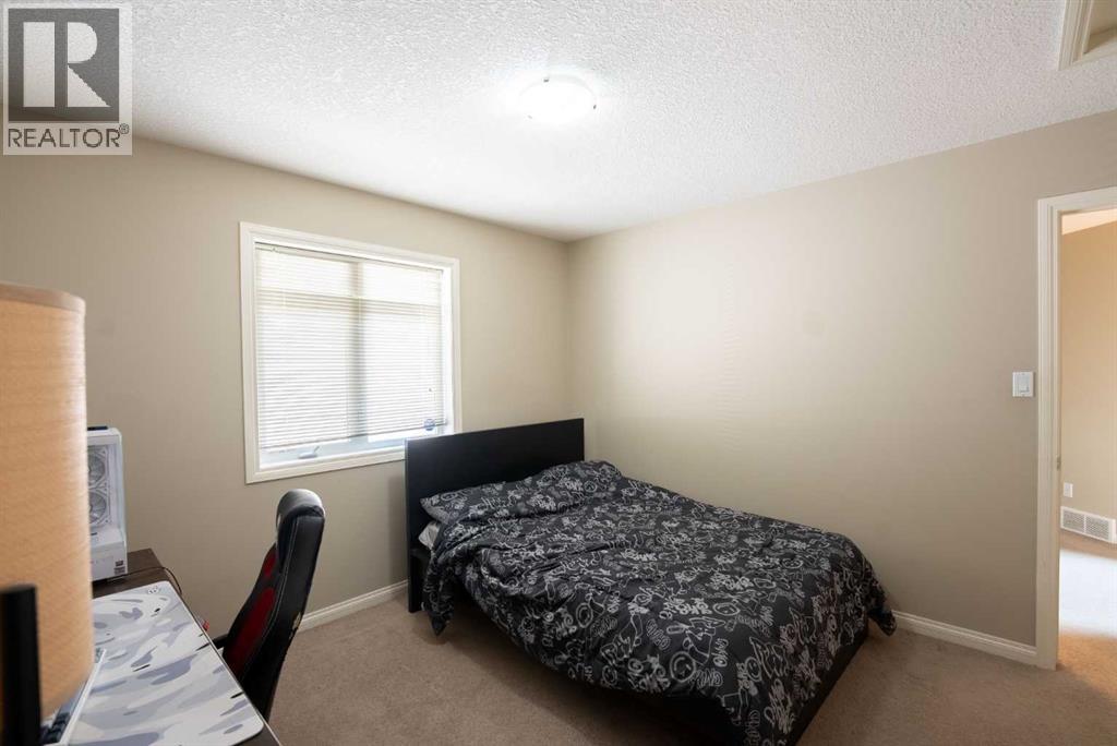 27 Fairmont Road S - Image 20