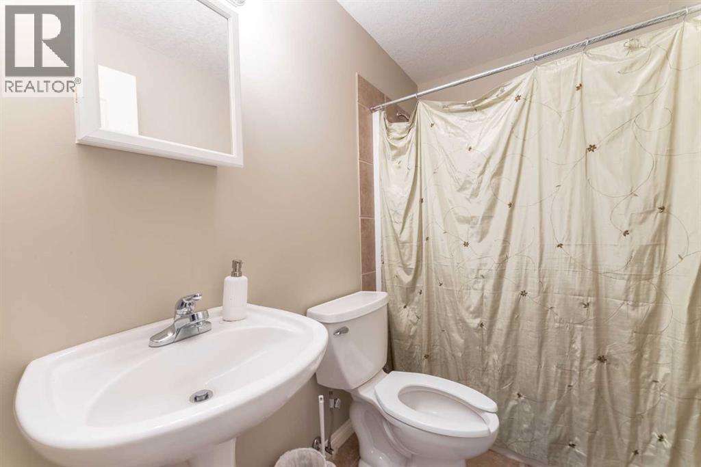 27 Fairmont Road S - Image 31