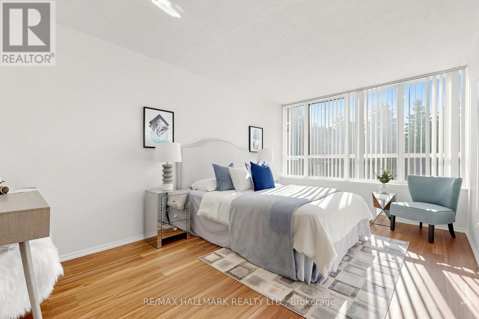 #210 33 WELDRICK ROAD E - 31