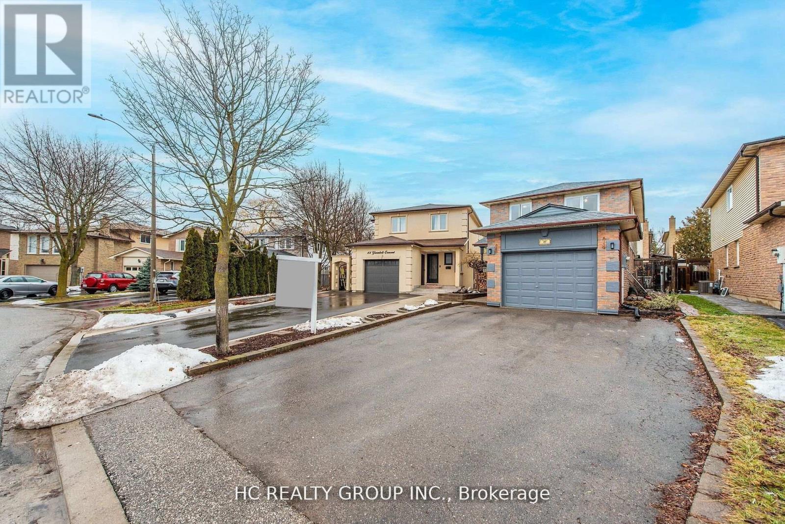 Photo of 42 GREENBELT CRESCENT