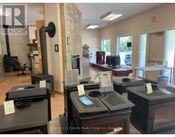 39 Bobcaygeon Road, Minden Hills, ON K0M2K0 Photo 11