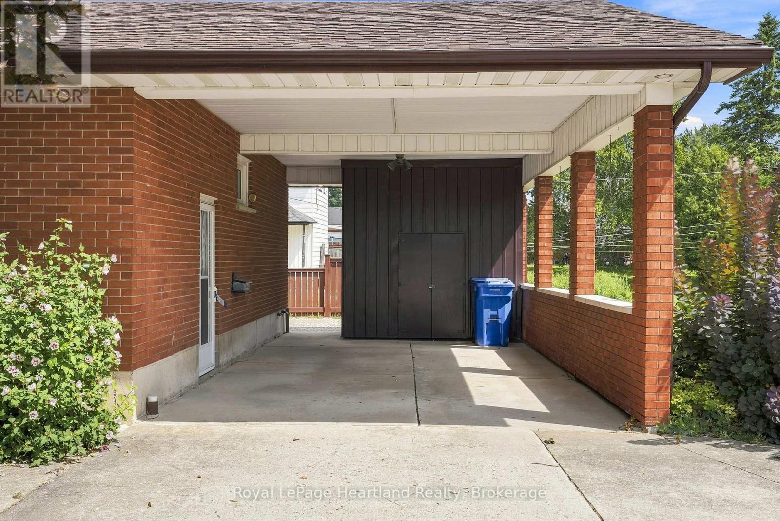 5 KING STREET - Image 44