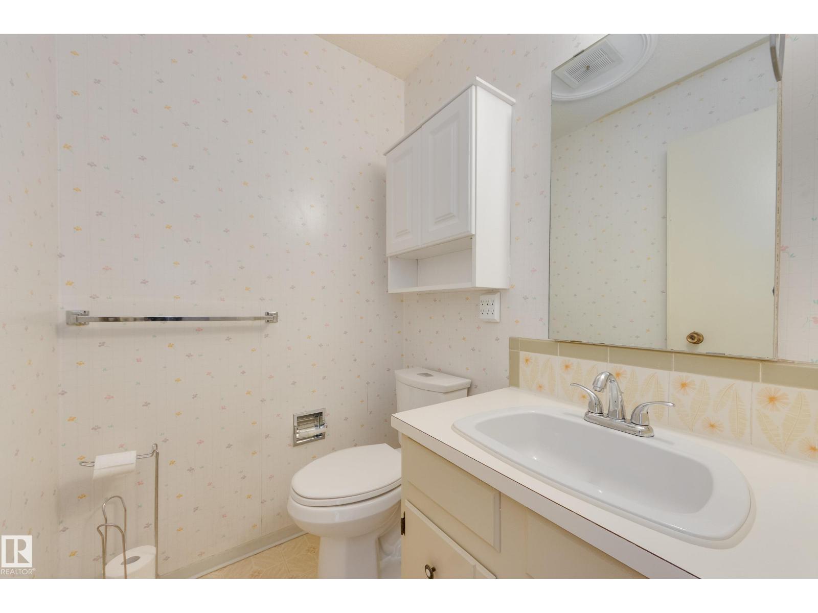 13816 90 ST NW - Image 15