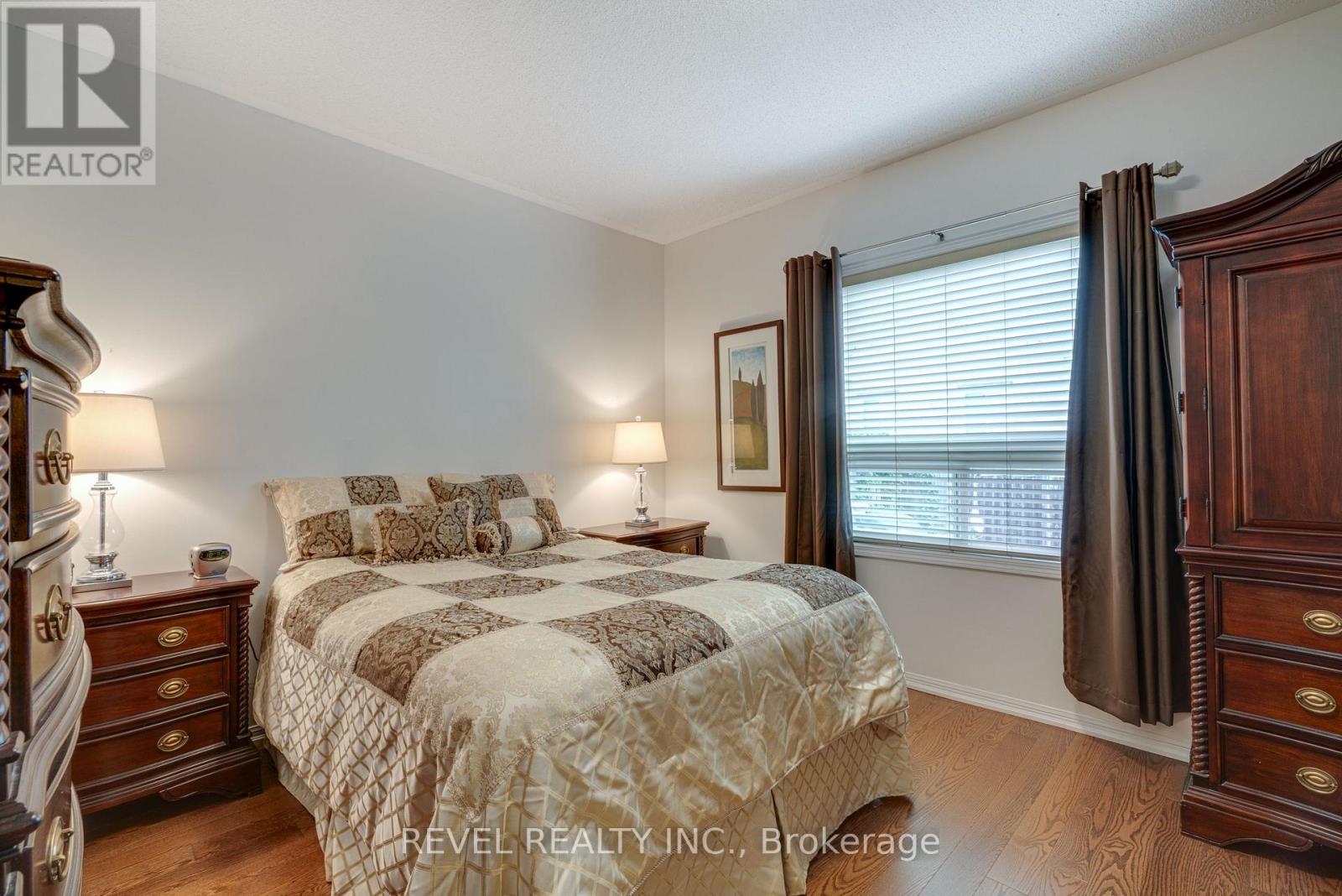 71 LIVINGSTON ROAD - 19
