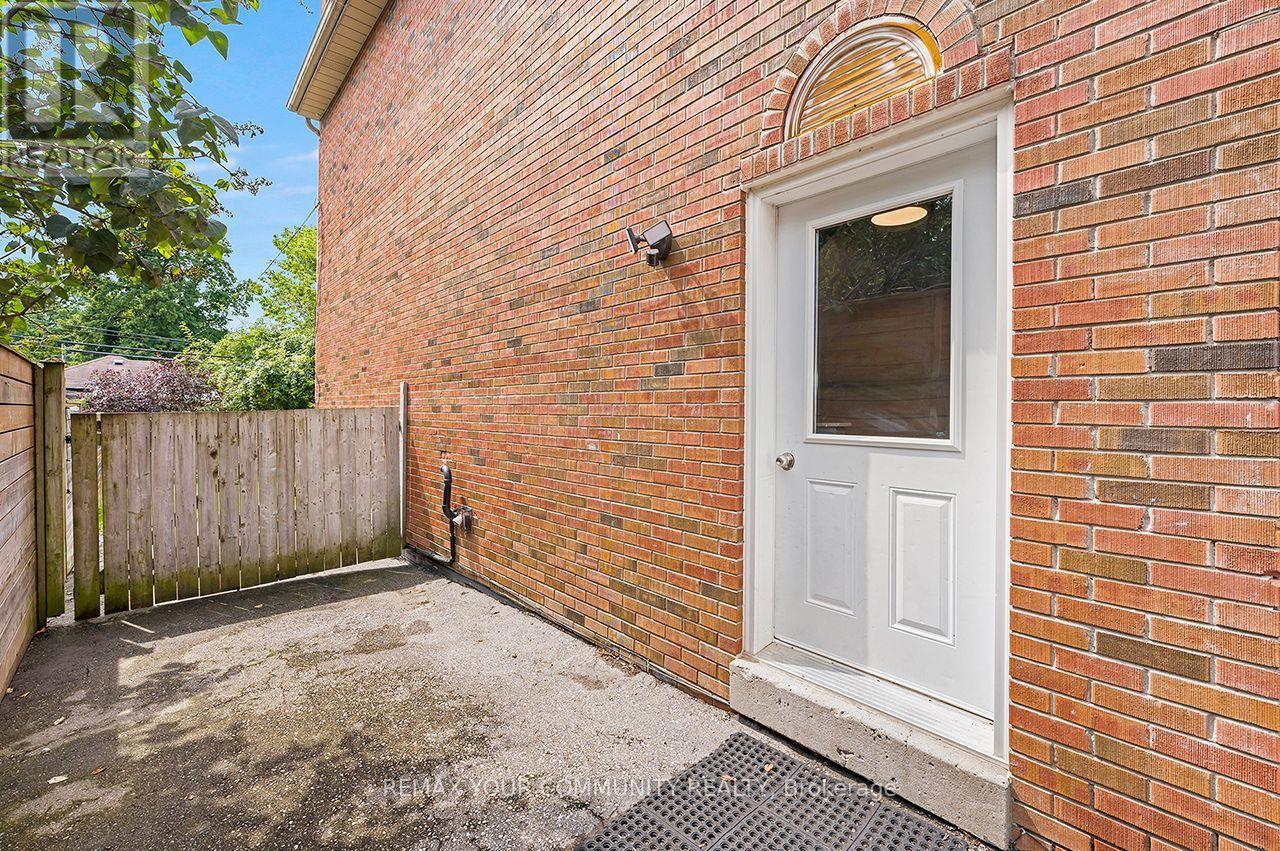 73 STRUTHERS STREET - 12