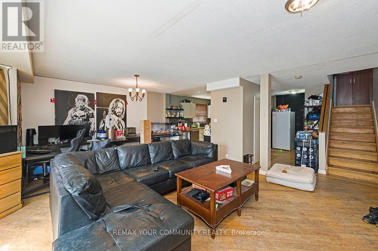 73 STRUTHERS STREET - 16