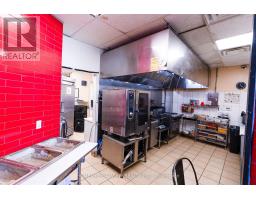 104 - 2240 Lake Shore Boulevard W, Toronto, ON M8V0B1 Photo 11