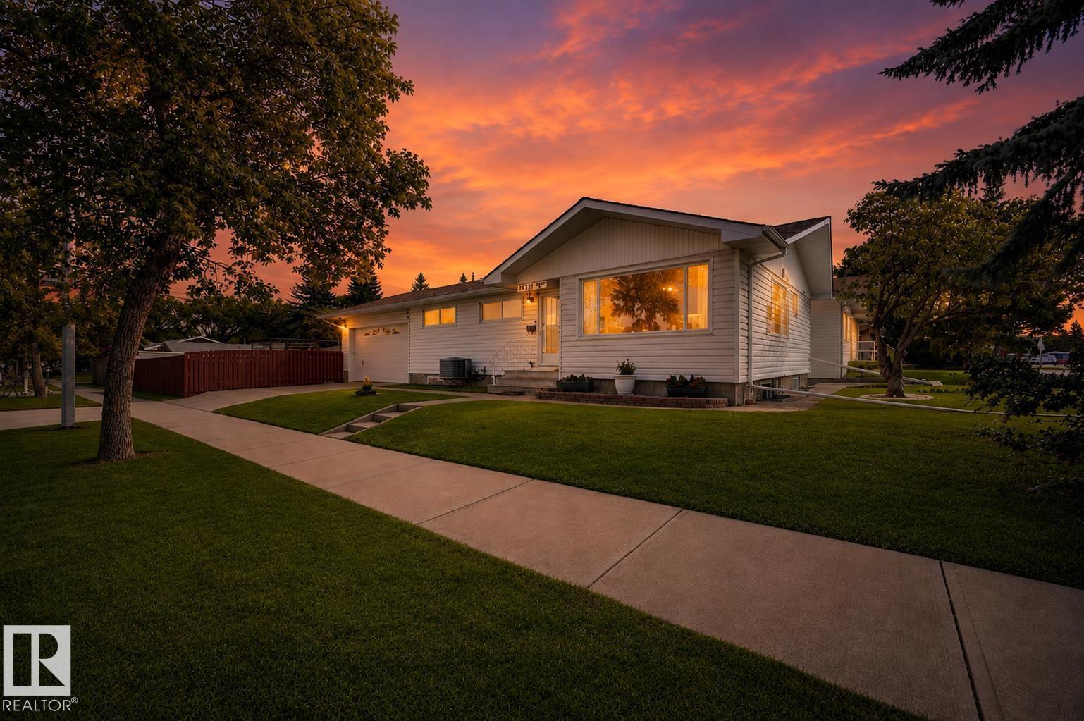 16231 96 AV NW - 1