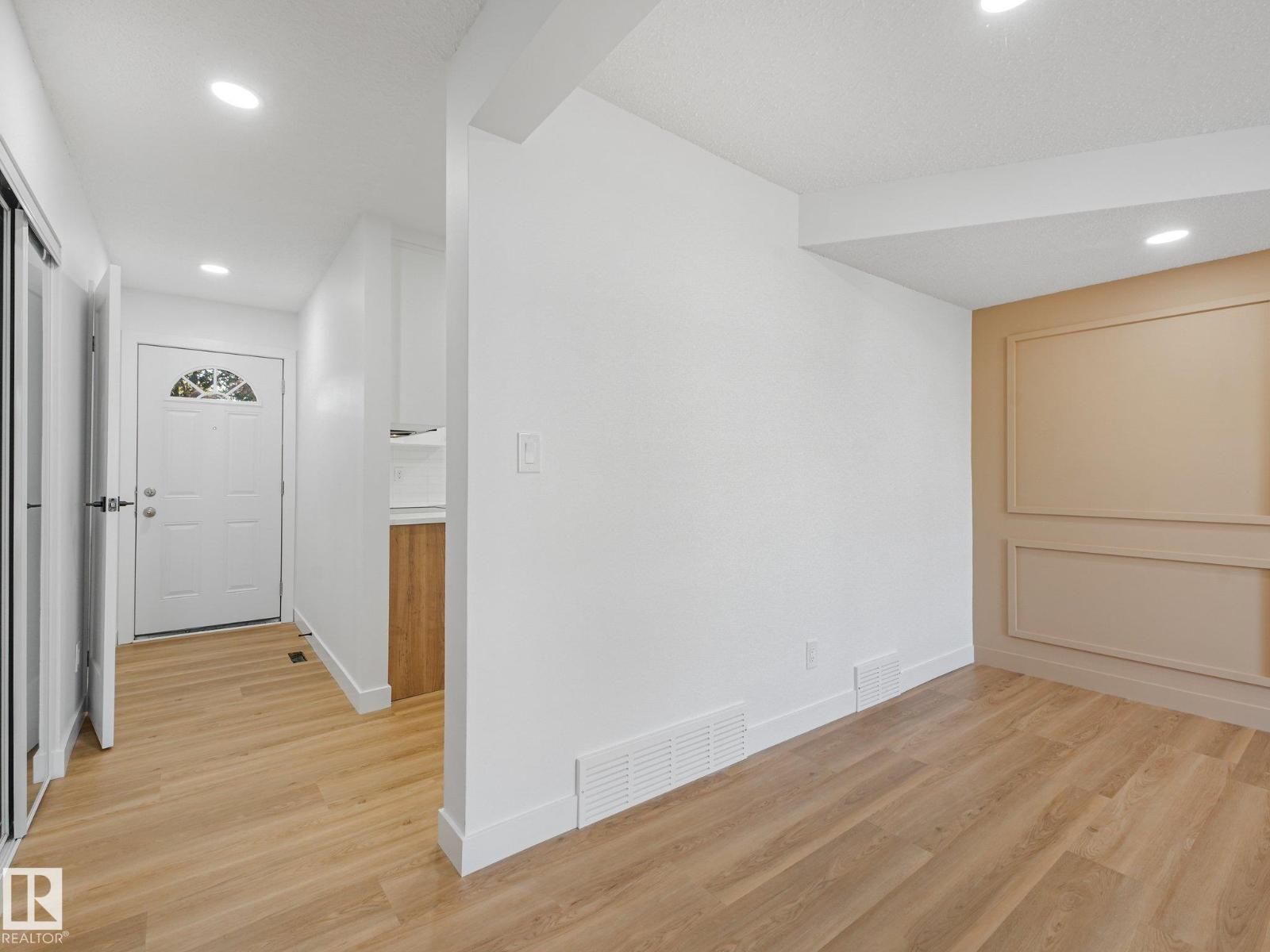 14225 32 ST NW - 4