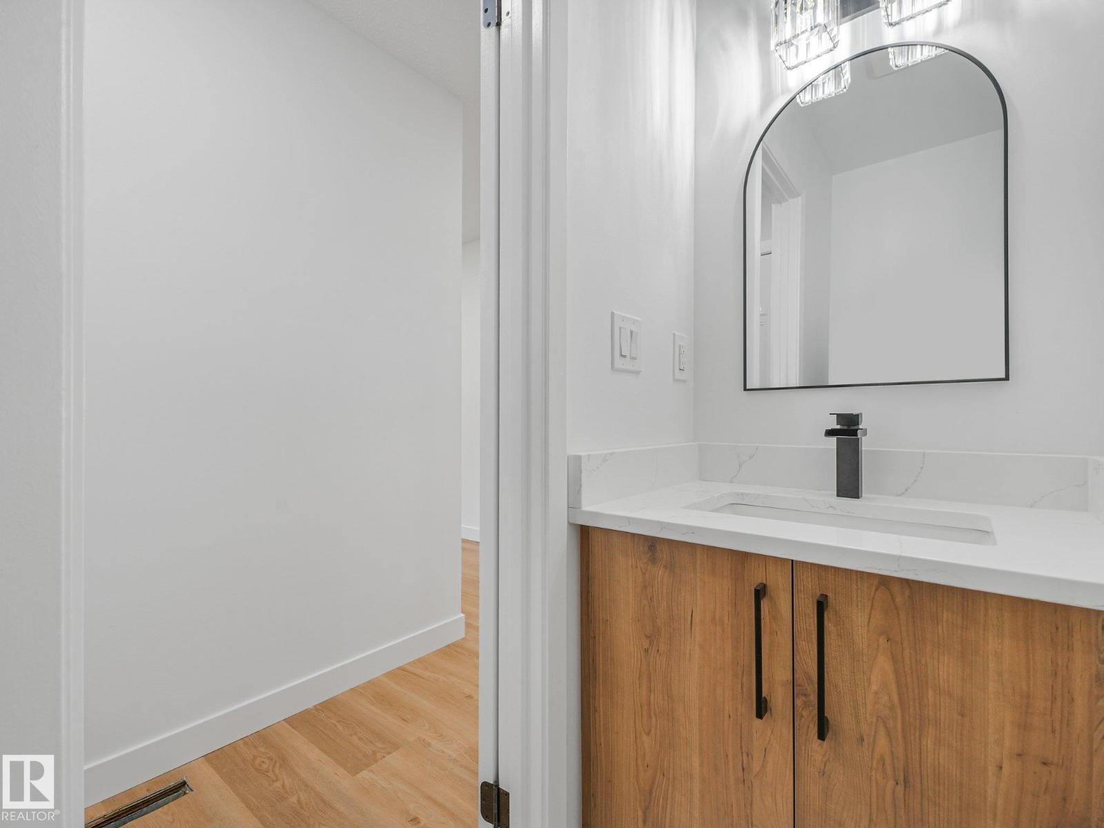 14225 32 ST NW - 11