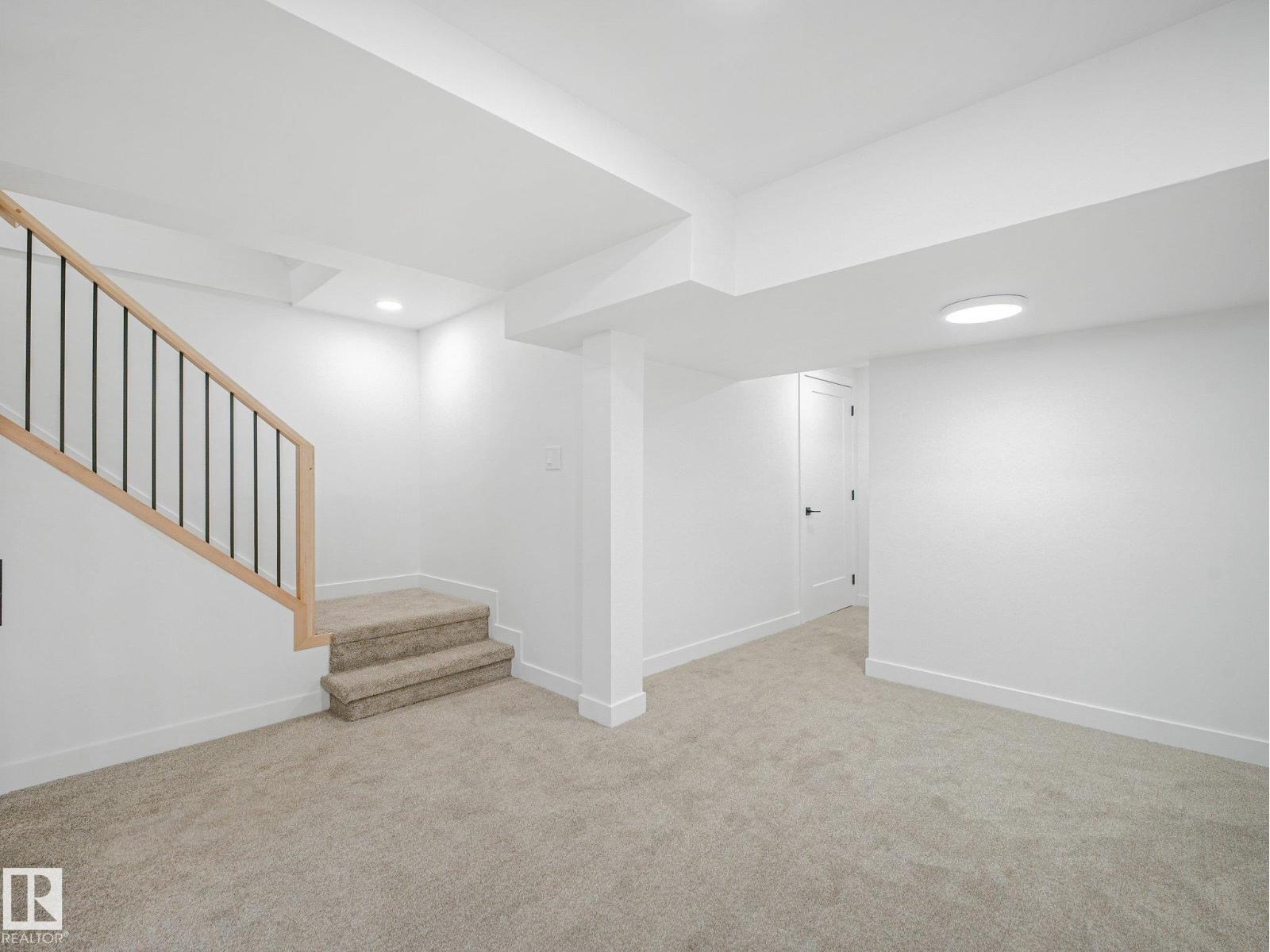 14225 32 ST NW - 29