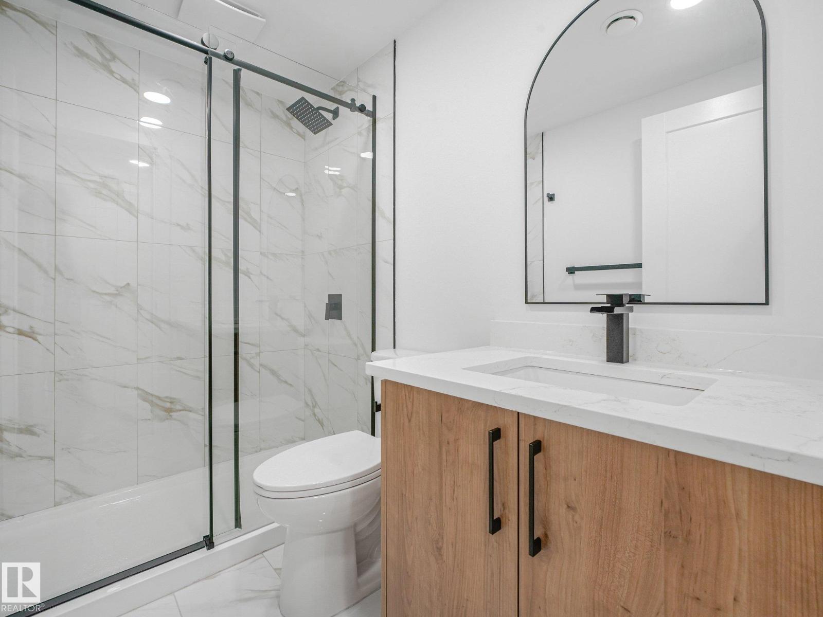 14225 32 ST NW - 33