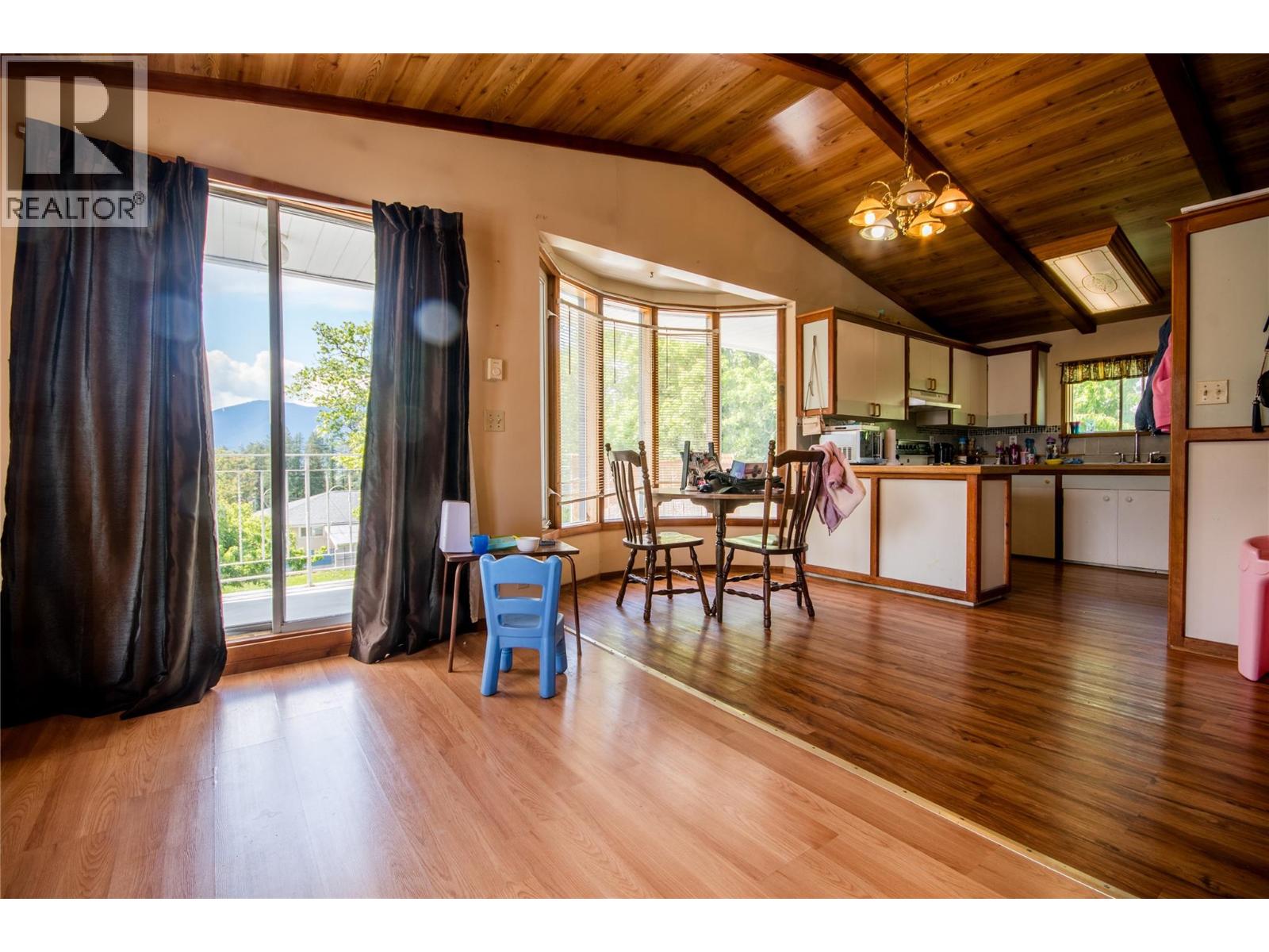 1118 Erickson Street - 27