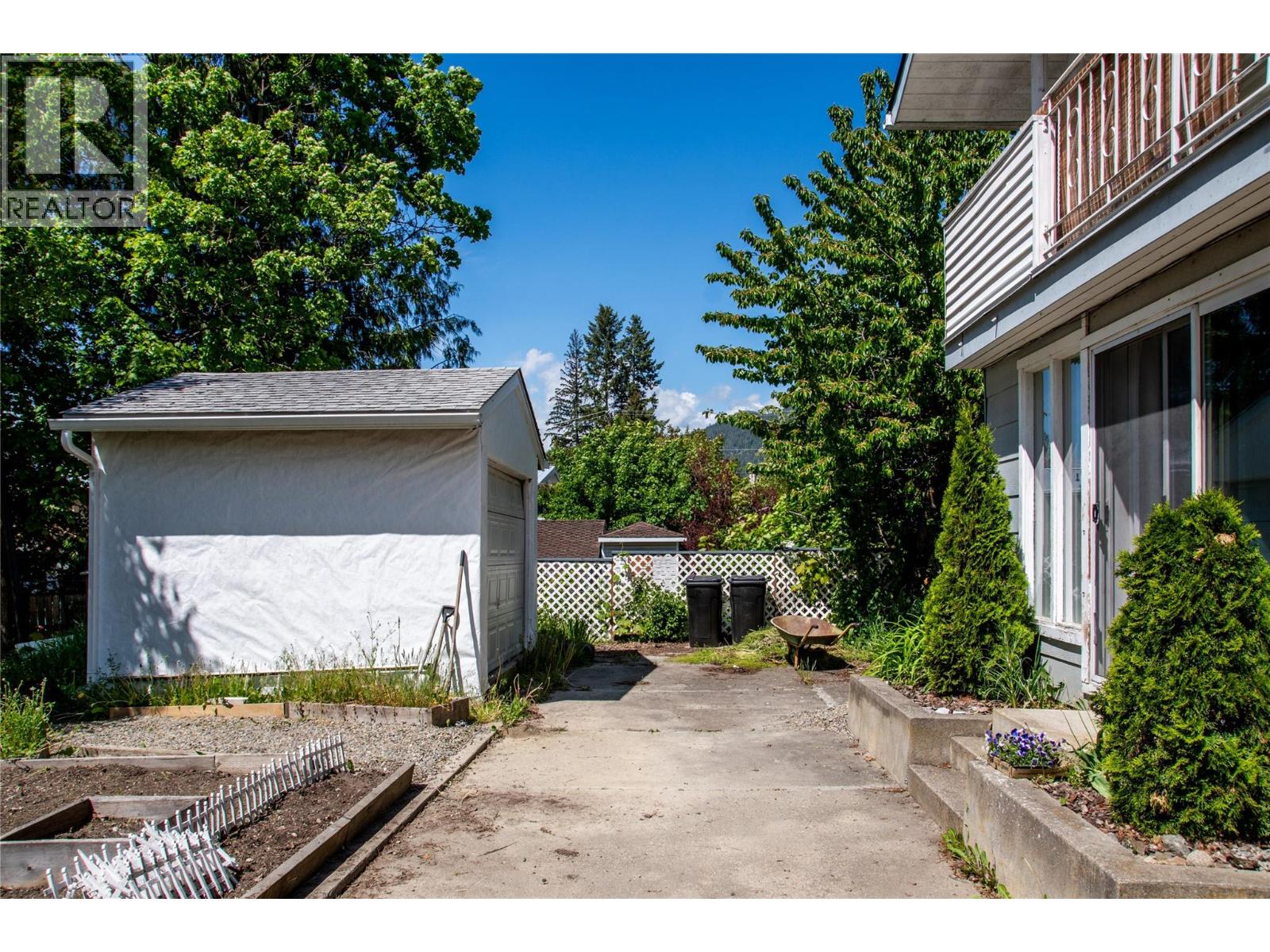 1118 Erickson Street - 43
