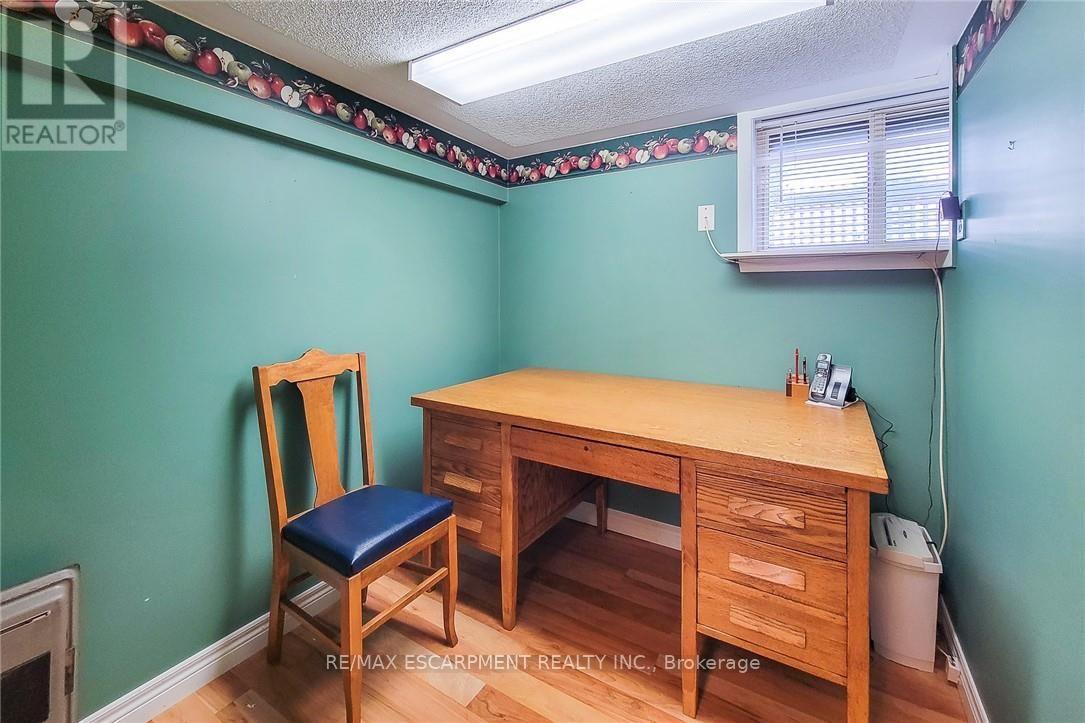 42 LAKE AVENUE N - Image 33