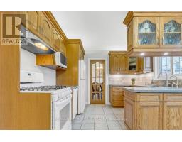100 Warren Road, Kitchener, ON N2M4T4 Photo 12