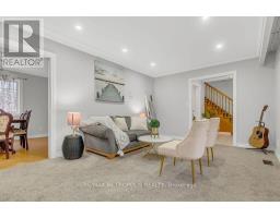 100 Warren Road, Kitchener, ON N2M4T4 Photo 6