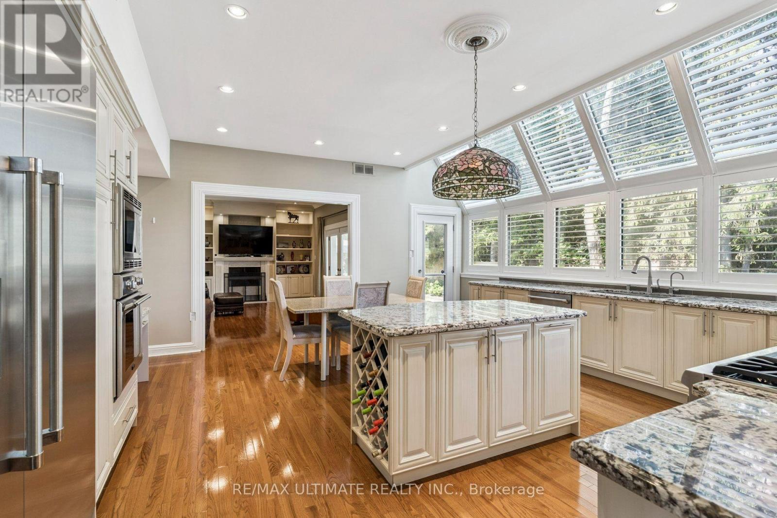 1 VERSAILLES COURT - 17